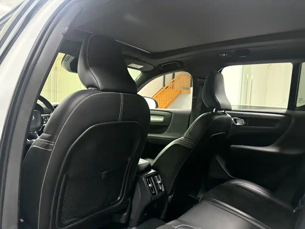 Volvo XC40 2020 T4 four-wheel drive Zhiyuan Sport Edition купить на сайте DeffCars