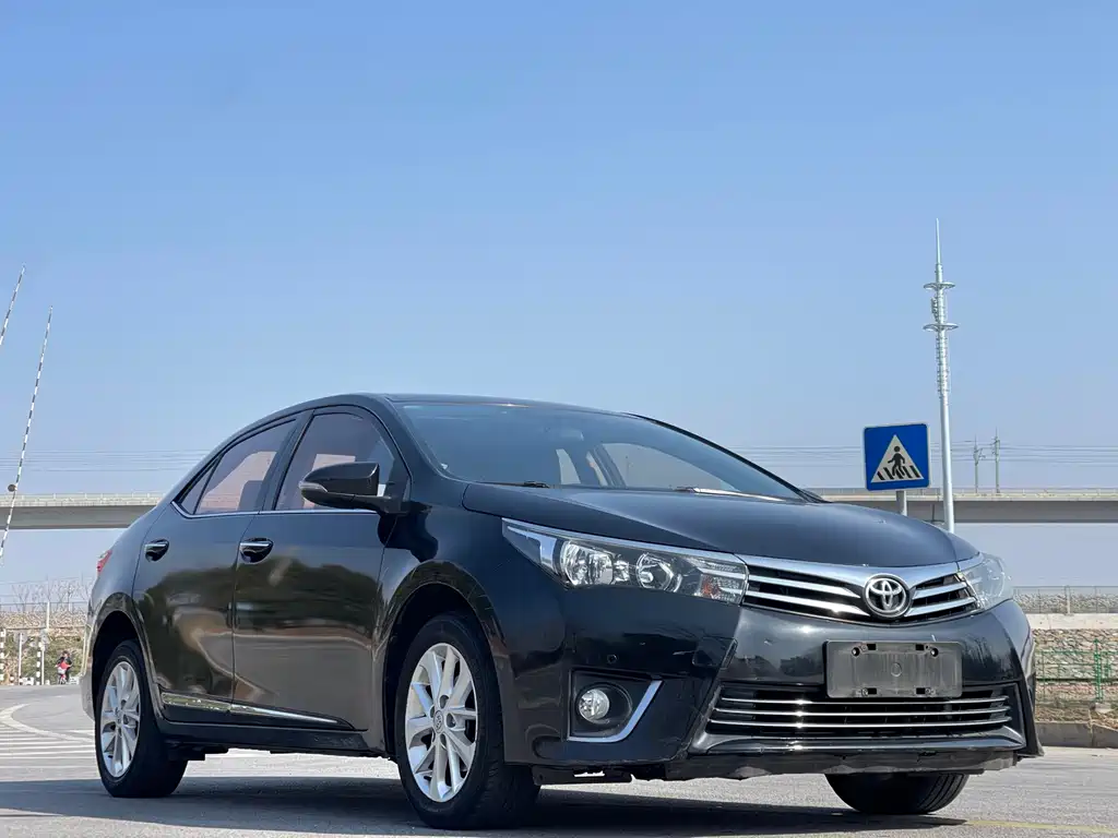 Corolla 2017 1.2T CVT GL-i leather version купить на сайте DeffCars