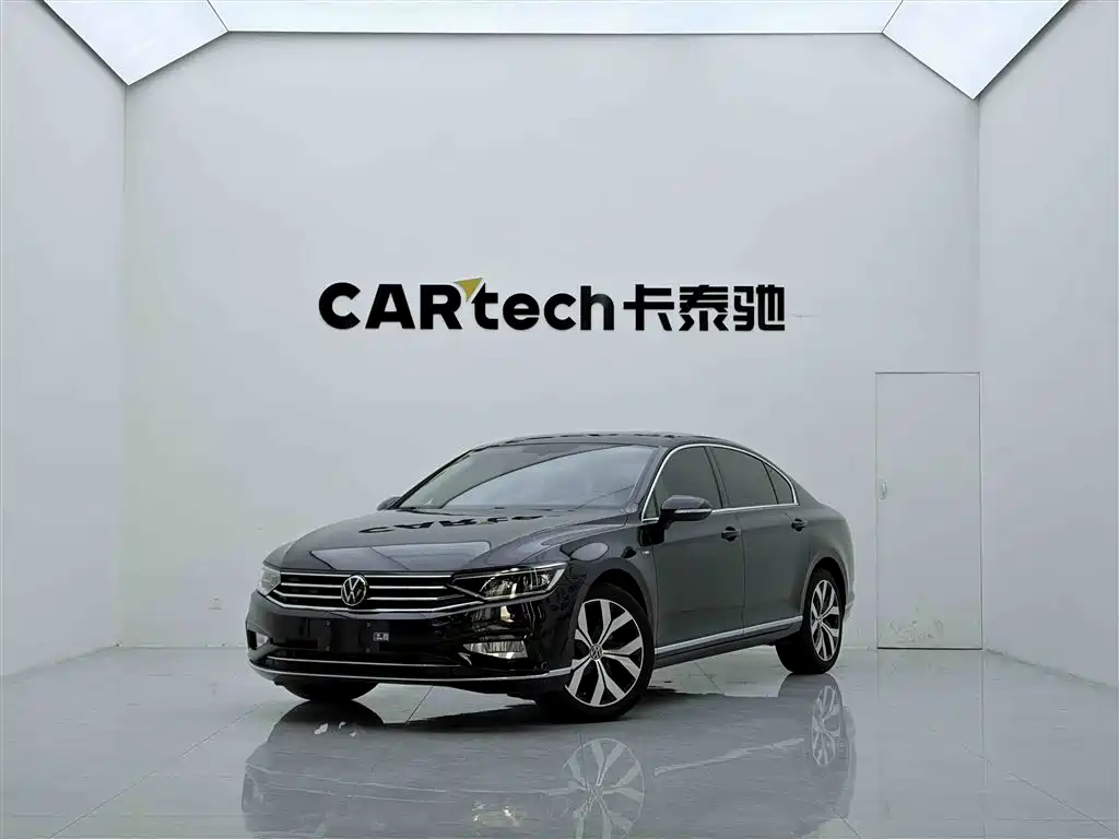 Magotan 2020 330TSI DSG leading model купить на сайте DeffCars