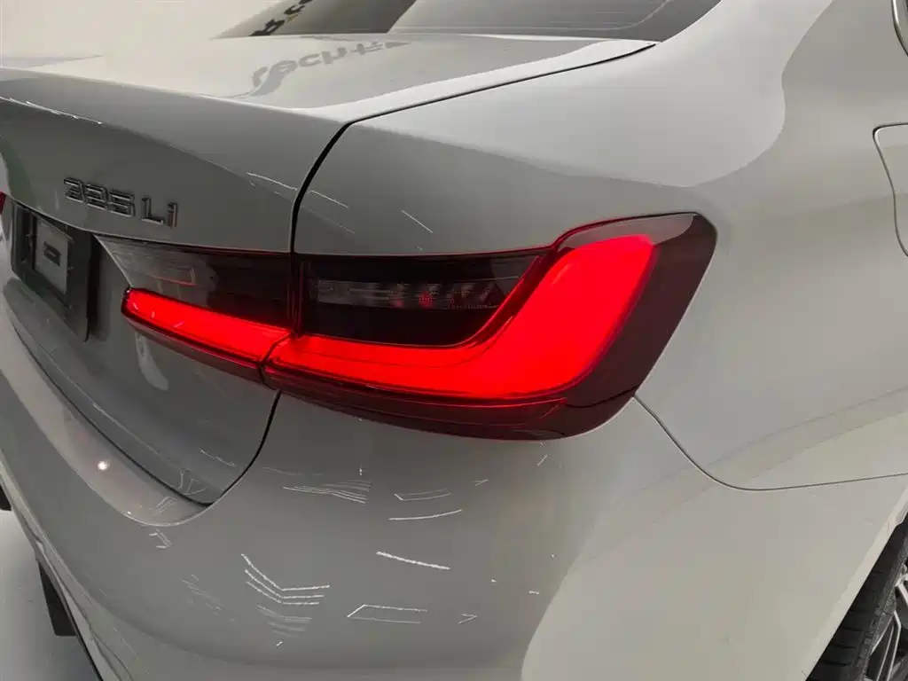 BMW 3 Series 2025 325Li M Sports Package купить на сайте DeffCars