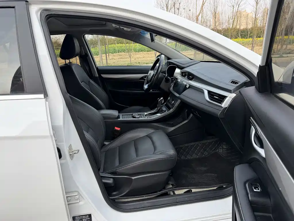 Emgrand 2020 1.5L CVT upward version купить на сайте DeffCars