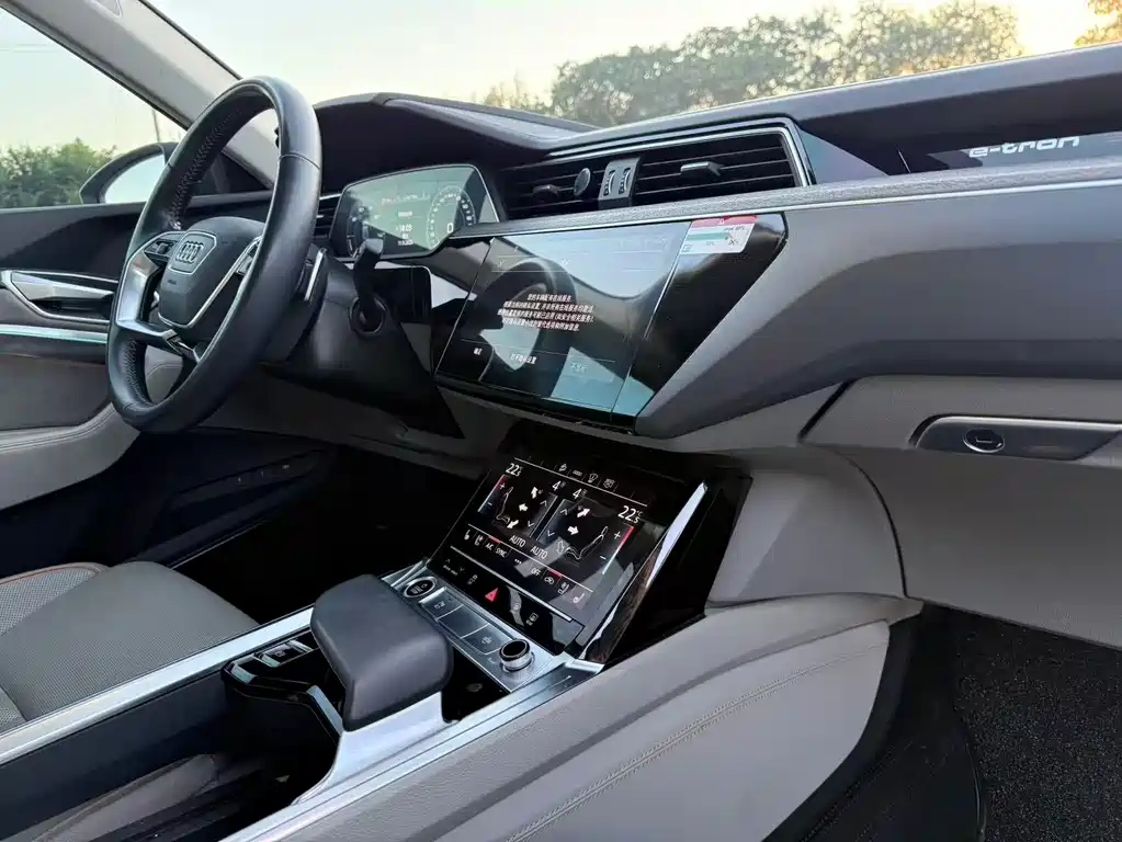 Audi e-tron imported 2021 Sportback 55 quattro model selection купить на сайте DeffCars