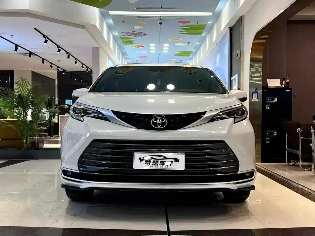 SIENNA 2024 2.5L hybrid four-wheel drive premium version купить на сайте DeffCars