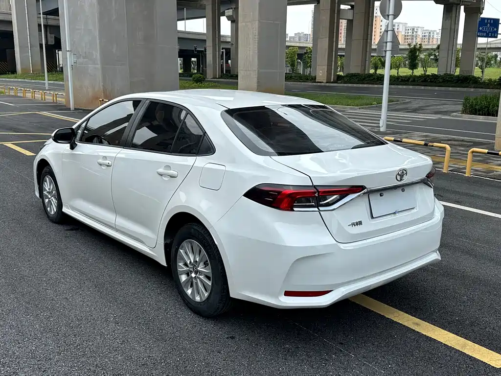 Corolla 2019 1.2T S-CVT GL-i Elite Edition купить на сайте DeffCars