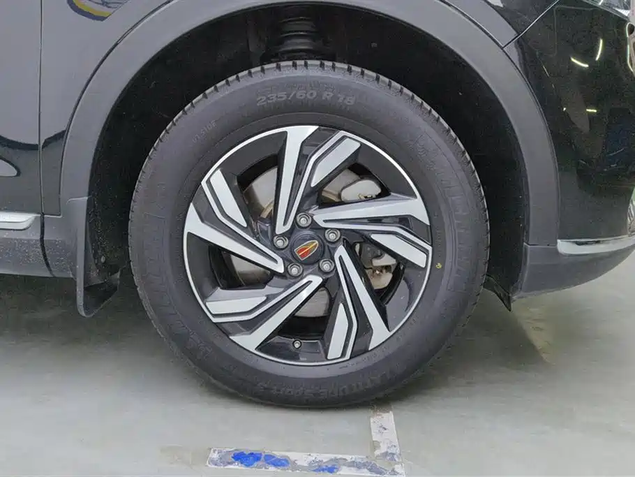 Hongqi HS5 2022 facelift 2.0T Zhilian Flagship Edition купить на сайте DeffCars