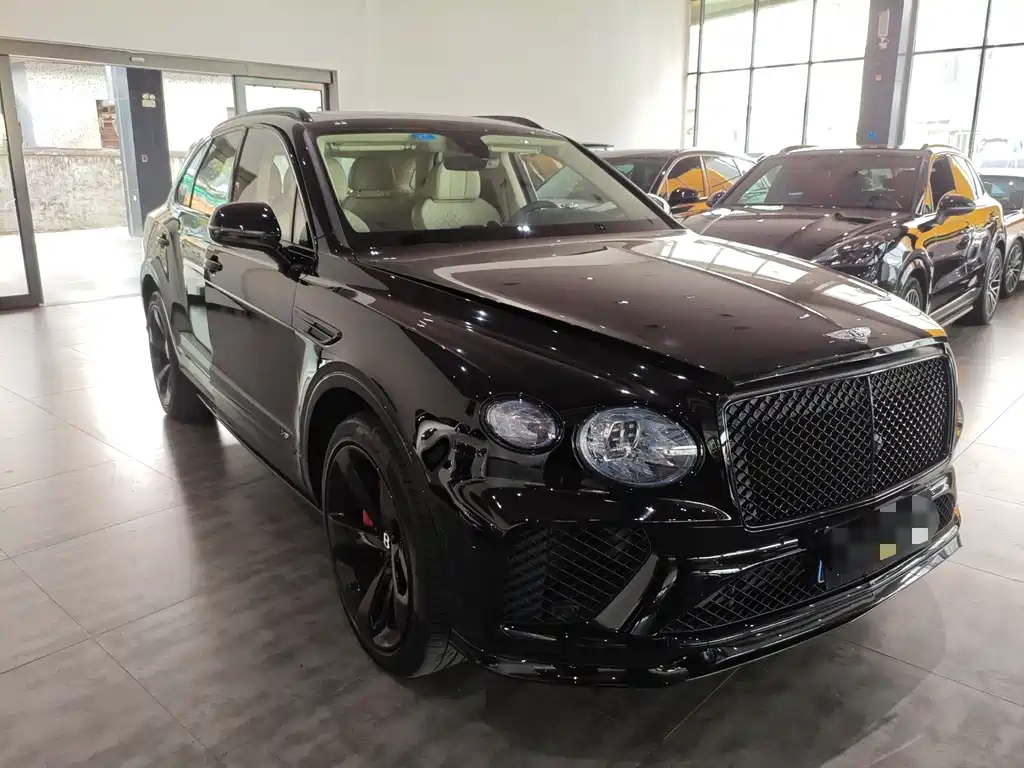 Bentayga 2021 4.0T V8 купить на сайте DeffCars