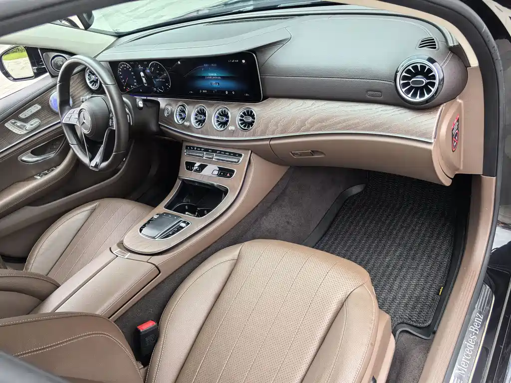 Mercedes-Benz E-Class 2023 E 300 L Luxury Model купить на сайте DeffCars