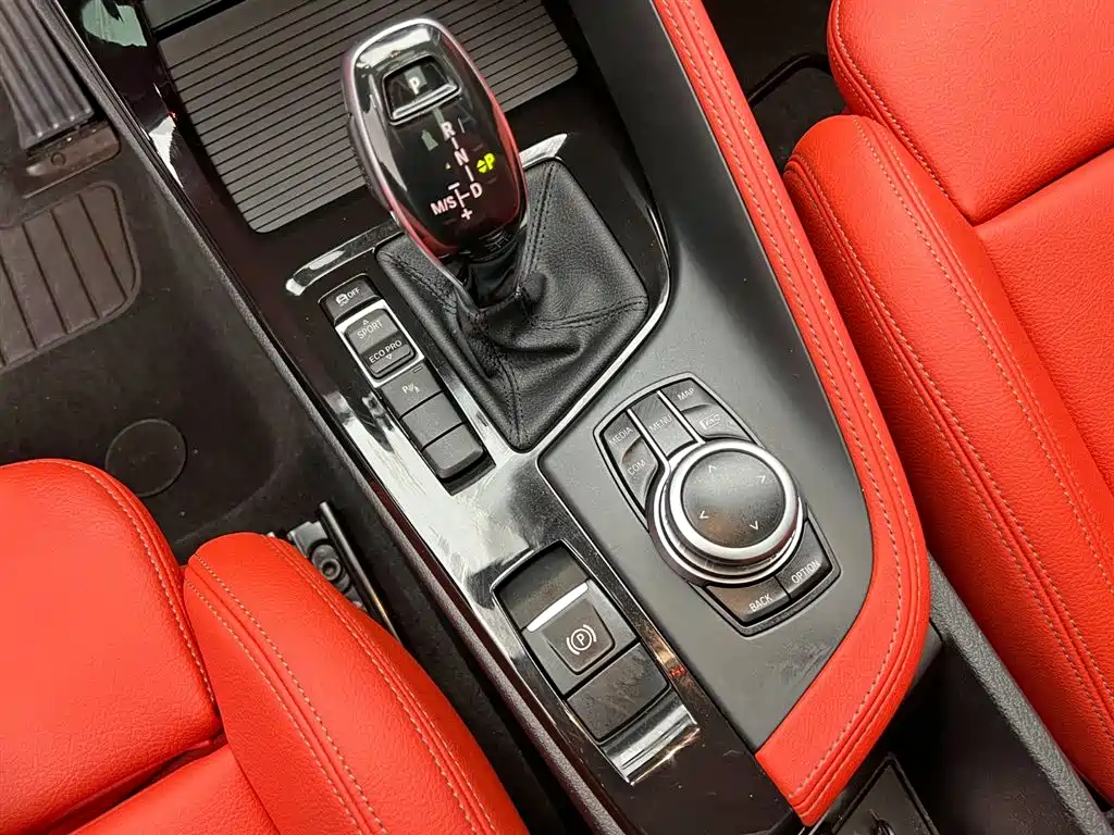 BMW X2 2023 sDrive25i M Off-Road Package купить на сайте DeffCars