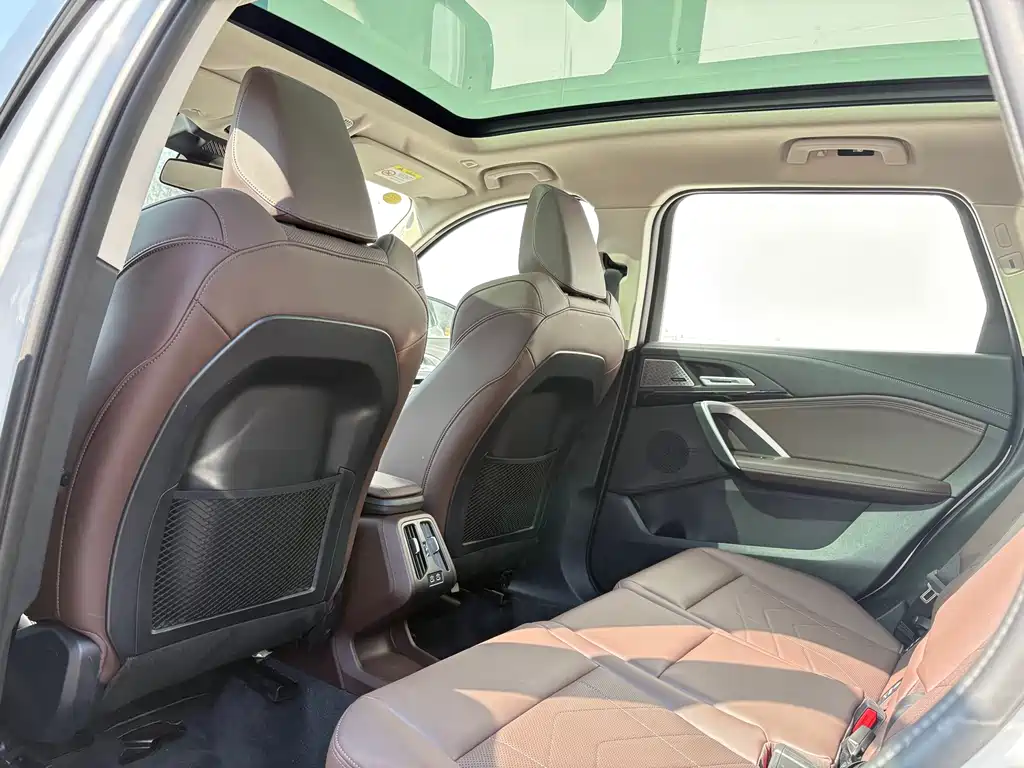 BMW X1 2024 sDrive25Li X Design Package купить на сайте DeffCars