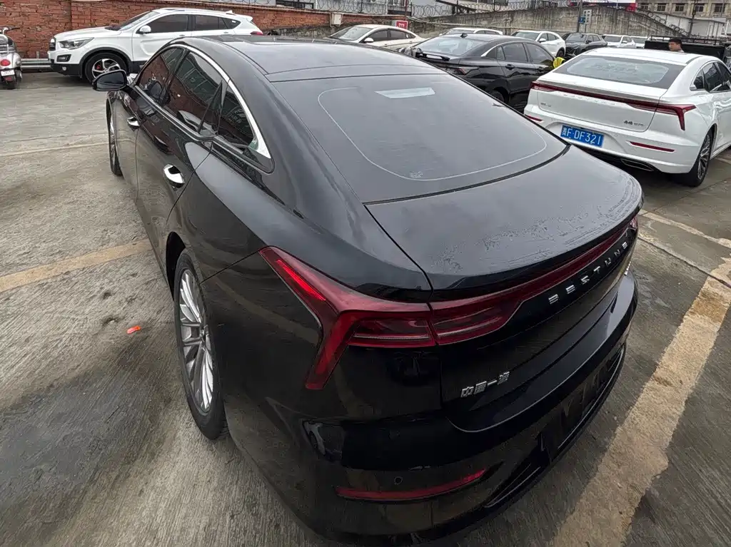 Pentium B70 2024 Dragon Edition 1.5T Leading Model купить на сайте DeffCars