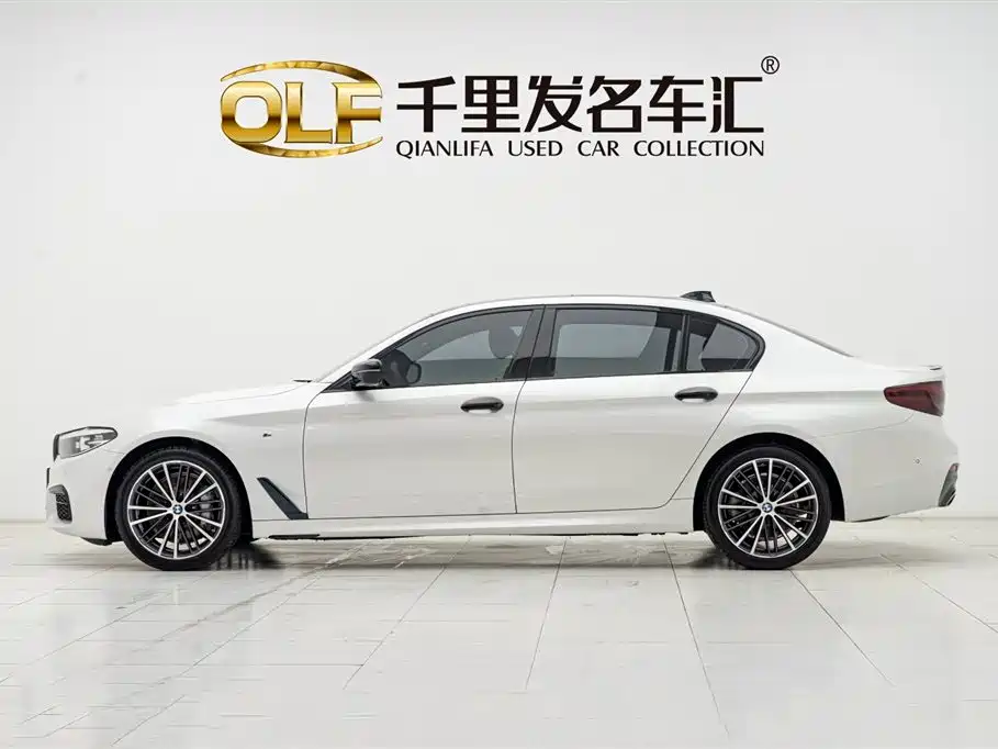 BMW 5 Series 2019 facelift 530Li leading M sports package купить на сайте DeffCars