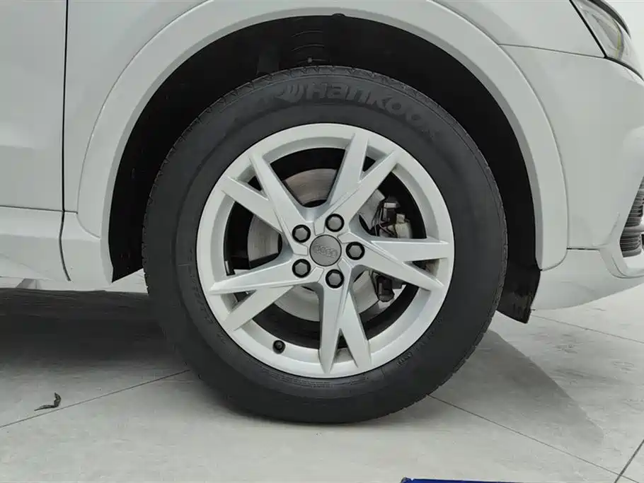 Audi Q3 2018 30th Anniversary Model 30 TFSI Fashion Model купить на сайте DeffCars