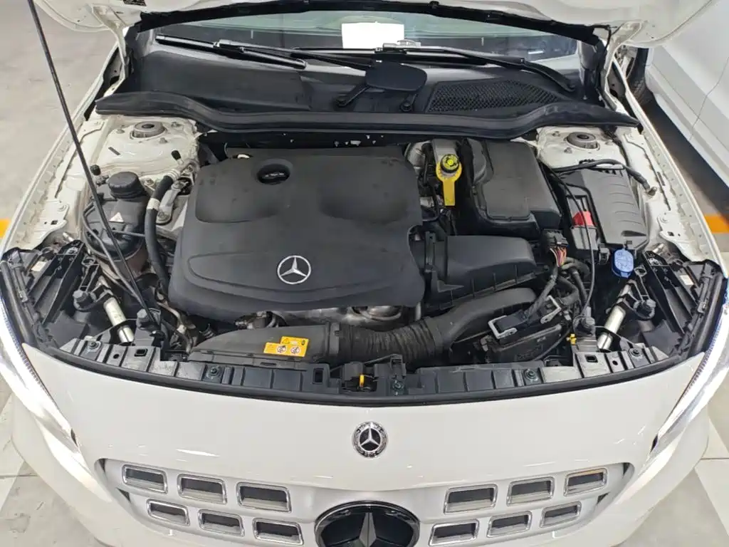 Mercedes-Benz GLA 2017 GLA 200 Fashion Model купить на сайте DeffCars