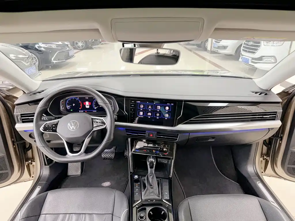 Passat 2022 330TSI Starry Sky Deluxe Edition купить на сайте DeffCars
