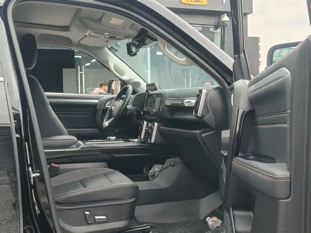 Haval Big Dog 2022 2.0T DCT four-wheel drive roaring dog version купить на сайте DeffCars