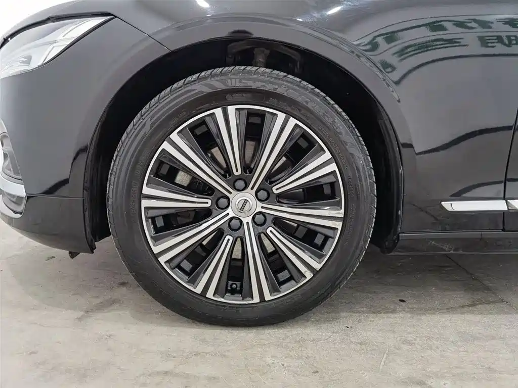 Volvo S90 2021 B5 Zhiyuan Luxury Edition купить на сайте DeffCars