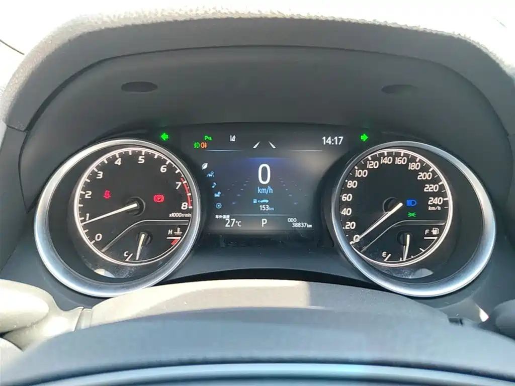Camry 2021 2.0G Deluxe Edition купить на сайте DeffCars