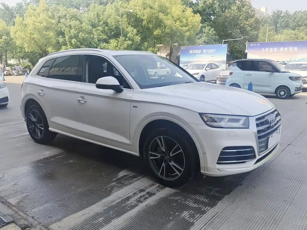 Audi Q5L 2020 45 TFSI exclusive fashion model купить на сайте DeffCars