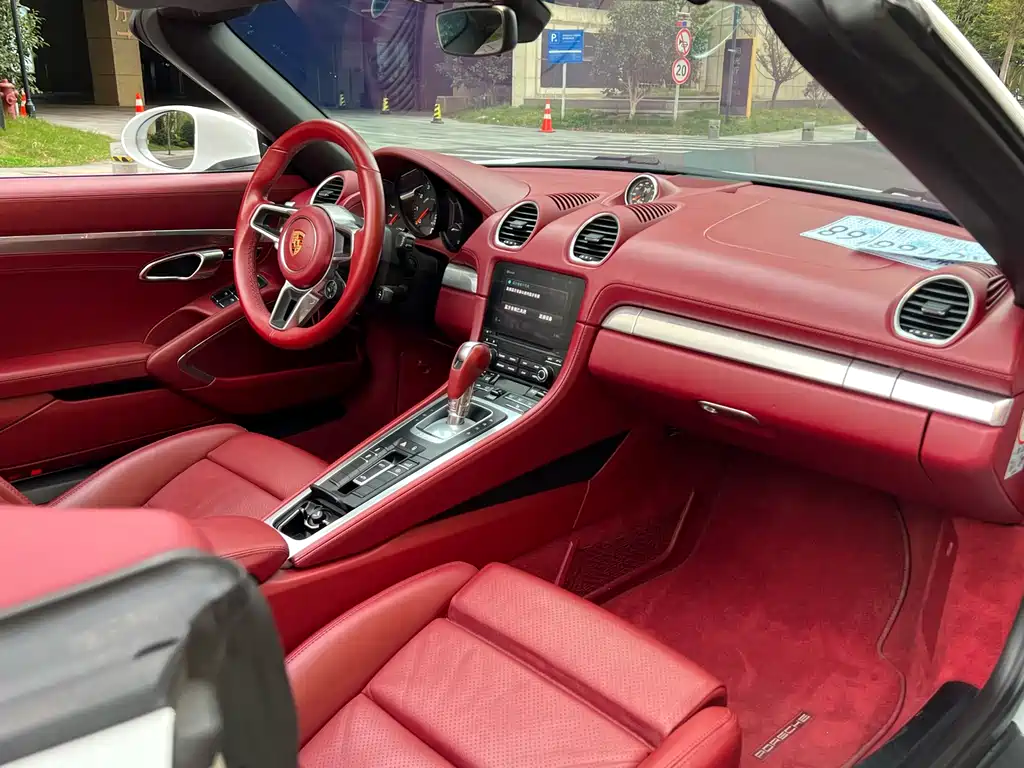 Porsche 718 2020 Boxster 2.0T купить на сайте DeffCars