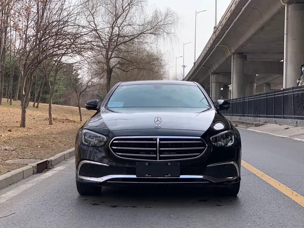 Mercedes-Benz E-Class 2023 E 300 L Luxury Model купить на сайте DeffCars