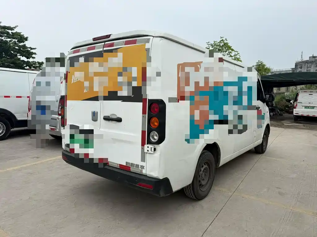Long-range Xingxiang V 2022 Xingxiang V6E exclusive version long axis Ningde 41.86kWh купить на сайте DeffCars