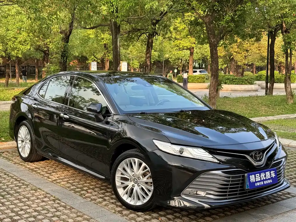 Camry 2019 facelift 2.5G Deluxe Edition купить на сайте DeffCars