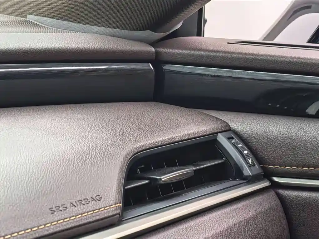 Lexus ES 2018 300h Excellence Edition National V купить на сайте DeffCars