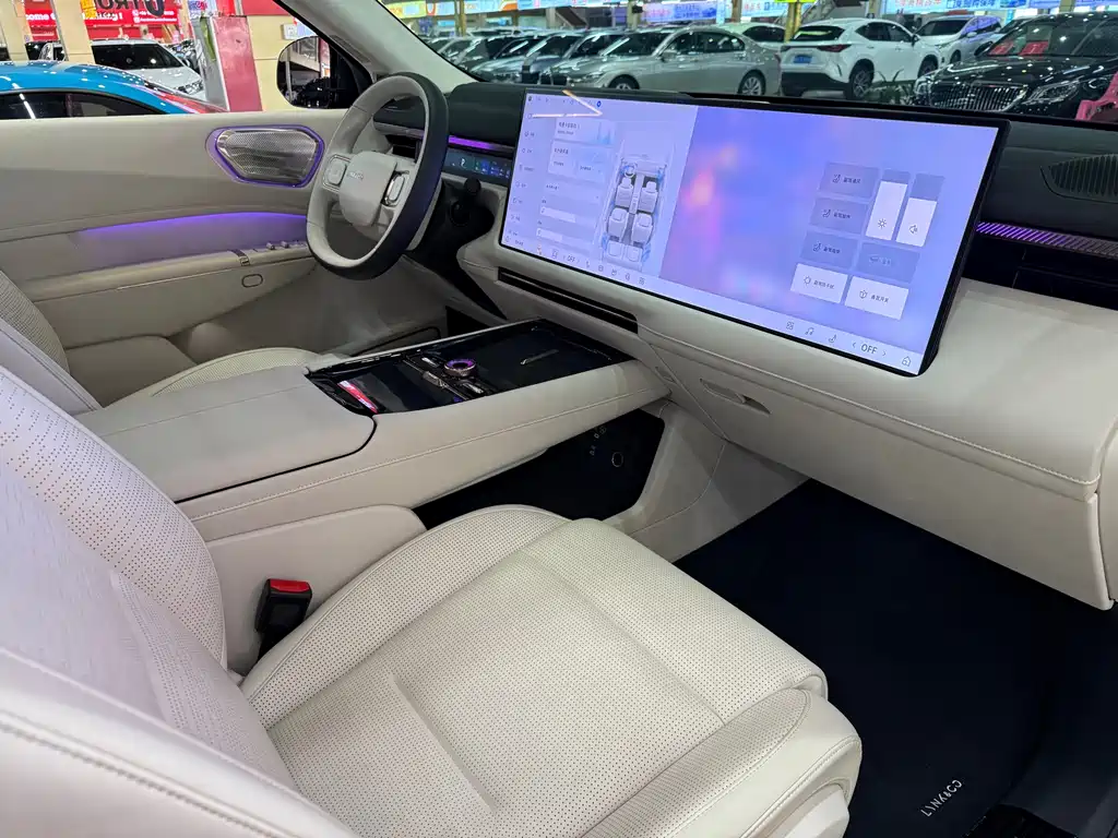 Lynk & Co 900 2025 2.0T Ultra купить на сайте DeffCars