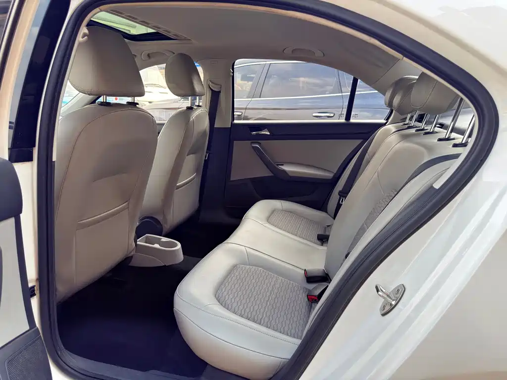 Xinrui 2016 1.6L automatic version купить на сайте DeffCars