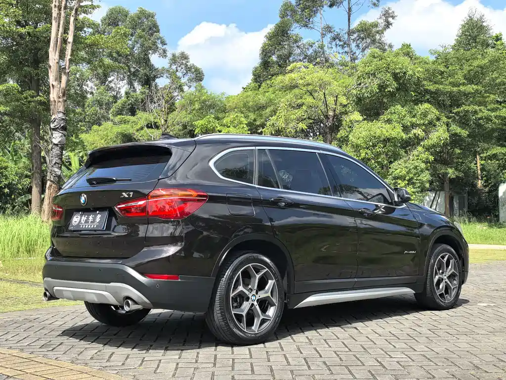 BMW X1 2018 xDrive20Li Exclusive Model купить на сайте DeffCars