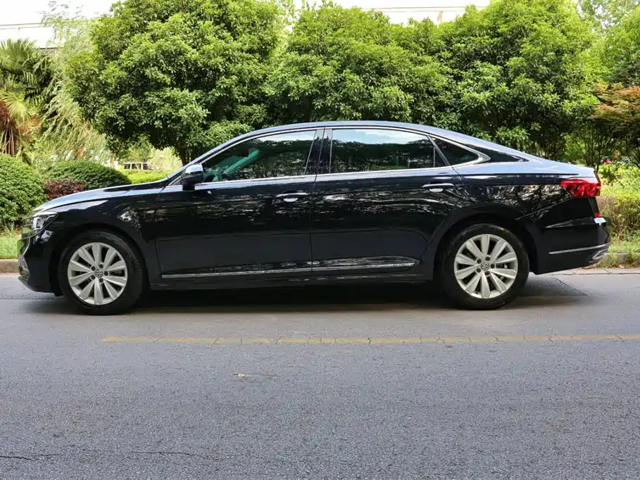 Passat 2020 330TSI Elite Edition National V купить на сайте DeffCars