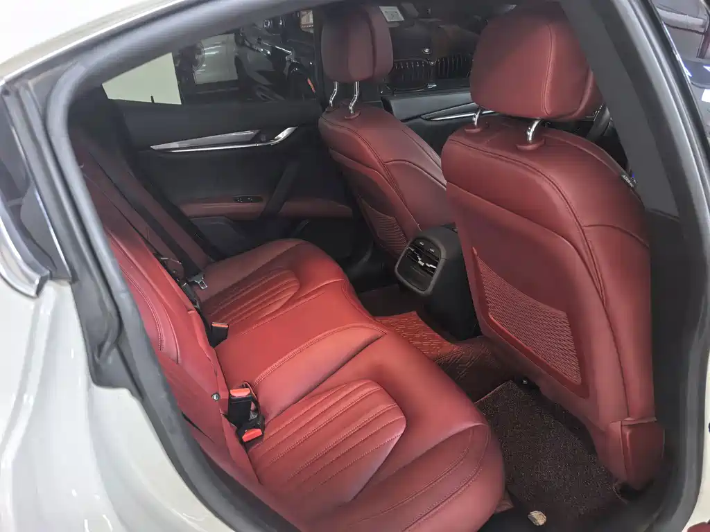 Ghibli 2019 3.0T Deluxe Edition National V купить на сайте DeffCars