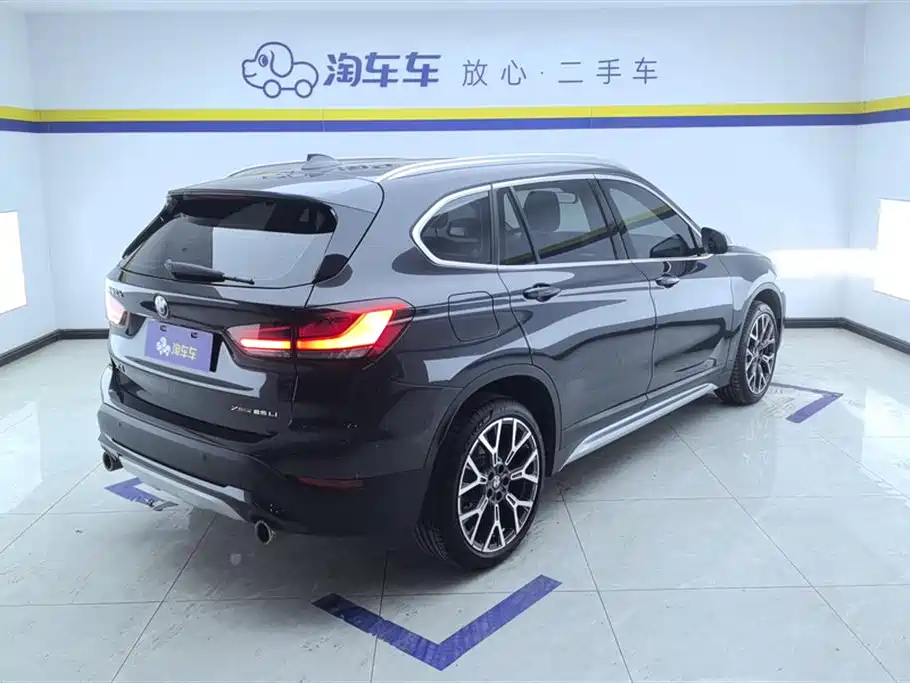 BMW X1 2022 xDrive25Li Exclusive Model купить на сайте DeffCars