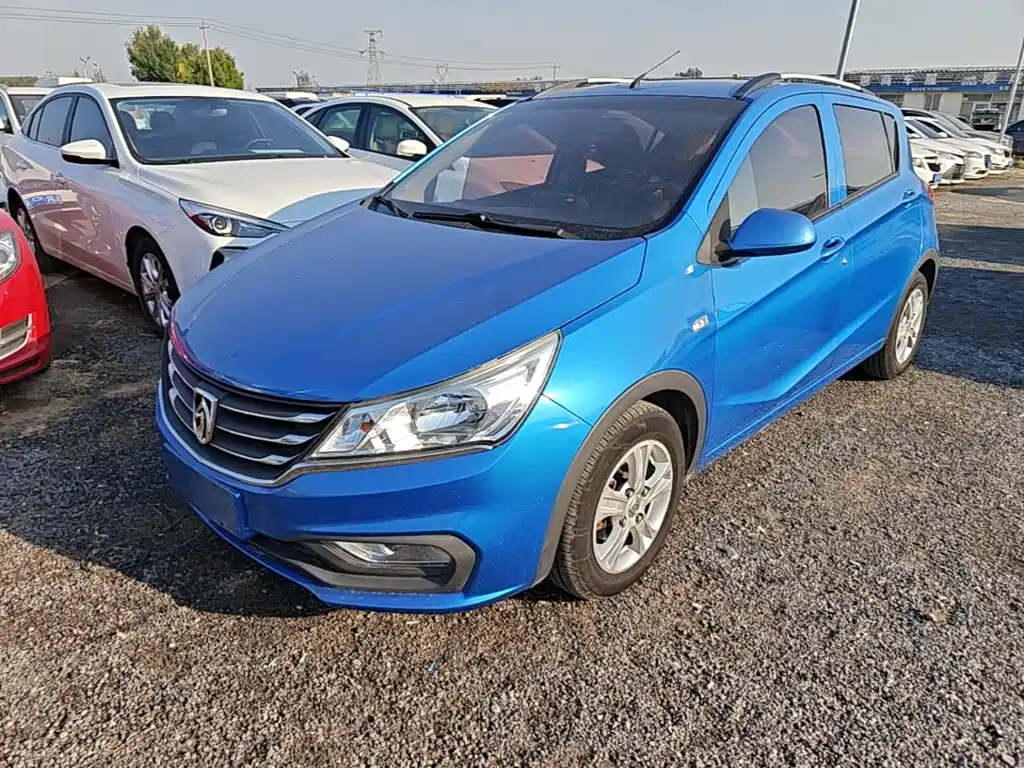 Baojun 310 2016 1.2L manual fashion model купить на сайте DeffCars