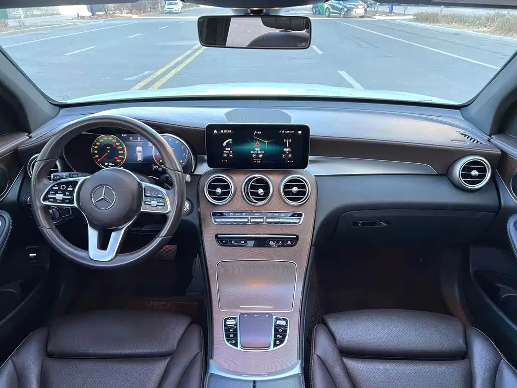 Mercedes-Benz GLC 2020 facelift GLC 260 L 4MATIC dynamic купить на сайте DeffCars