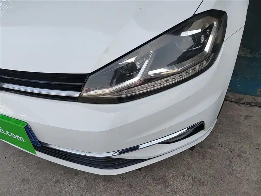 Golf 2018 230TSI automatic luxury model купить на сайте DeffCars