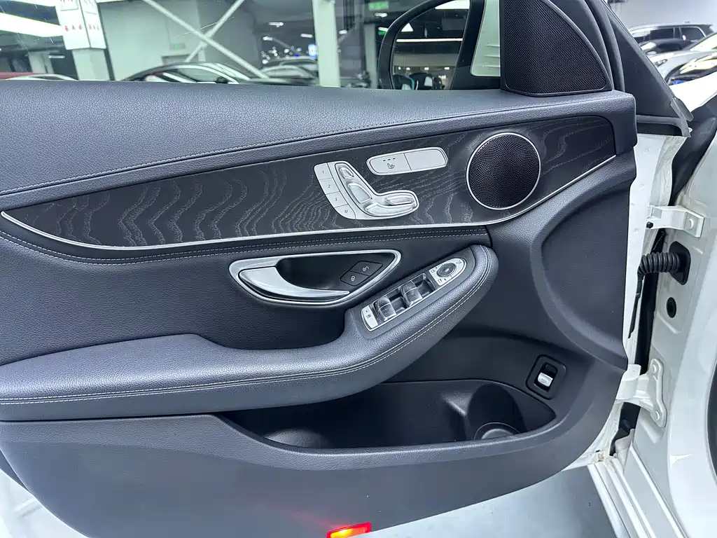 Mercedes-Benz C-Class 2019 C 260 L Sports Edition купить на сайте DeffCars