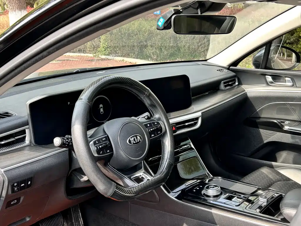Kia K5 2020 270T CVVD Luxury Technology Edition купить на сайте DeffCars