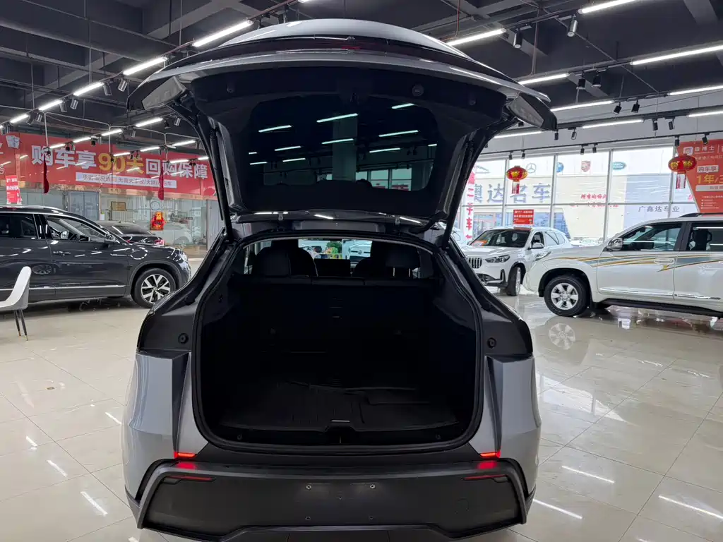 Model Y 2025 long-range all-wheel drive version купить на сайте DeffCars