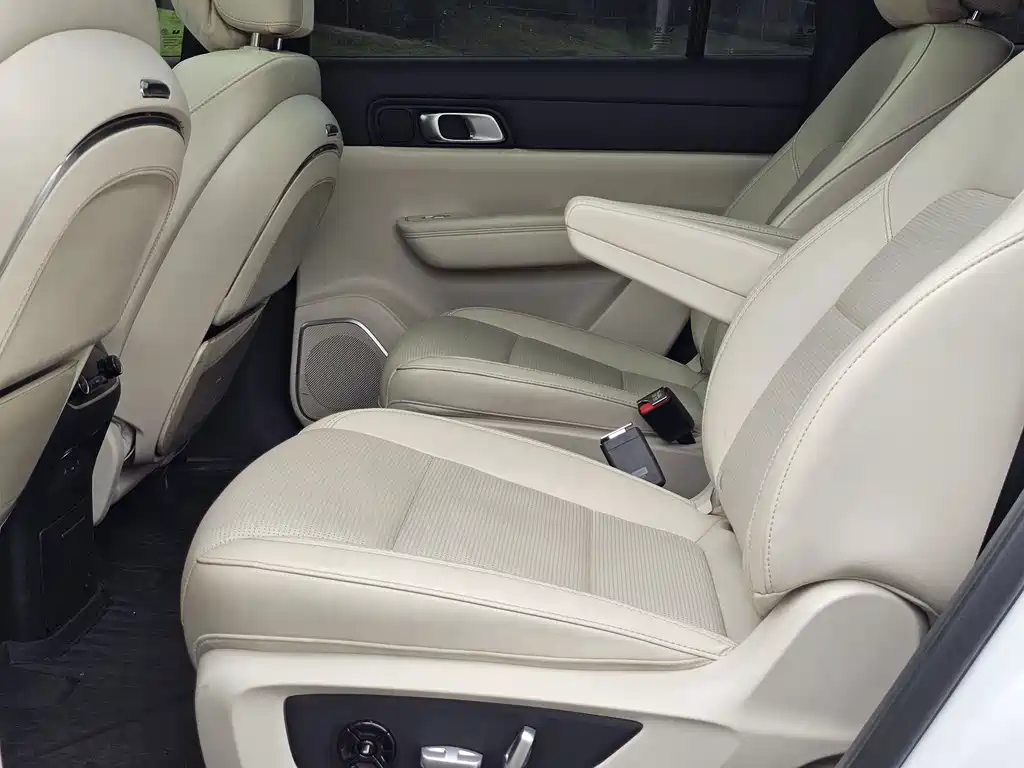 Ideal ONE 2021 extended range 6-seater version купить на сайте DeffCars