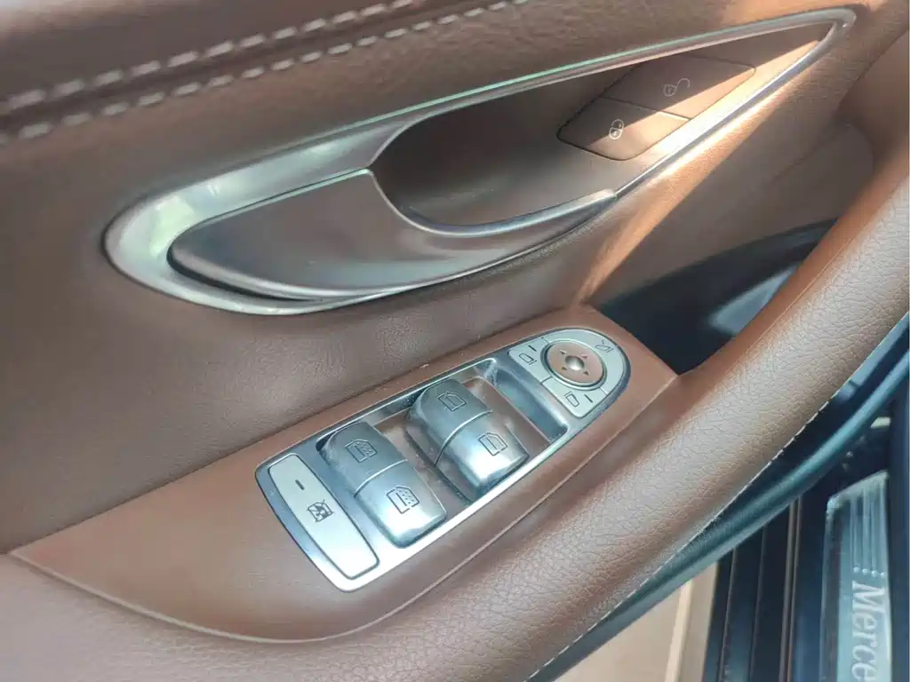 Mercedes E-Class 2017 E 300 L sporty and stylish купить на сайте DeffCars