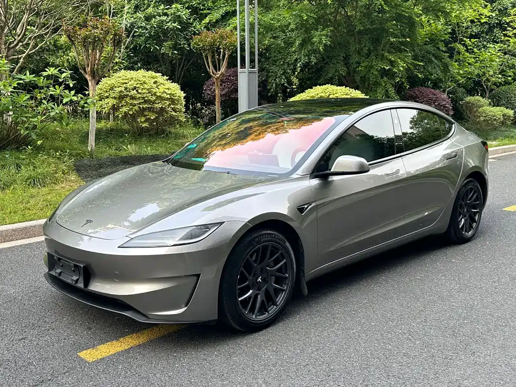 Model 3 2023 rear-wheel drive version купить на сайте DeffCars