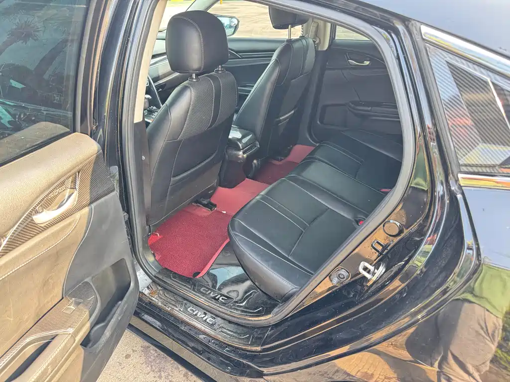 Civic 2016 220TURBO CVT Deluxe Edition купить на сайте DeffCars