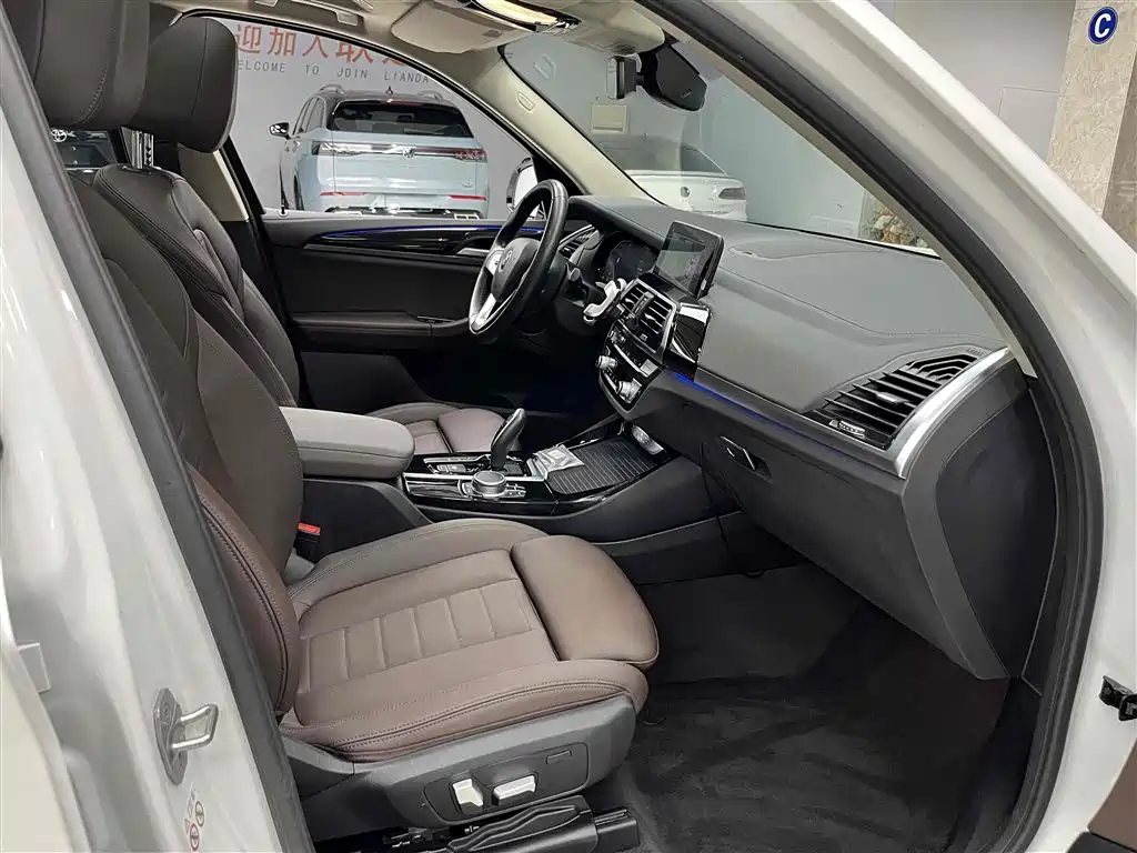 BMW X3 2021 xDrive25i Luxury Package купить на сайте DeffCars