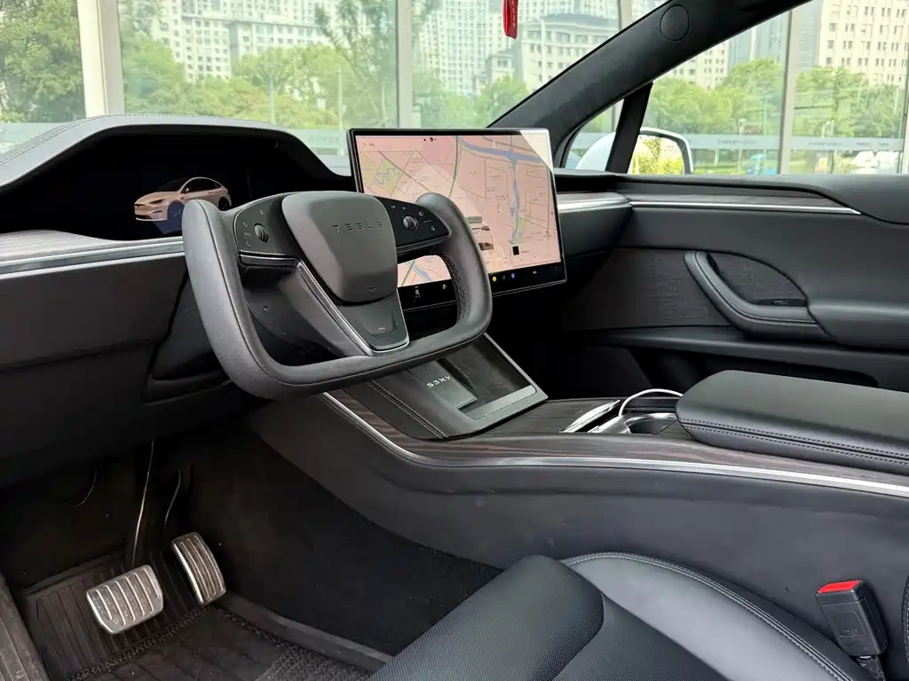 Model X 2023 dual-motor all-wheel drive version купить на сайте DeffCars