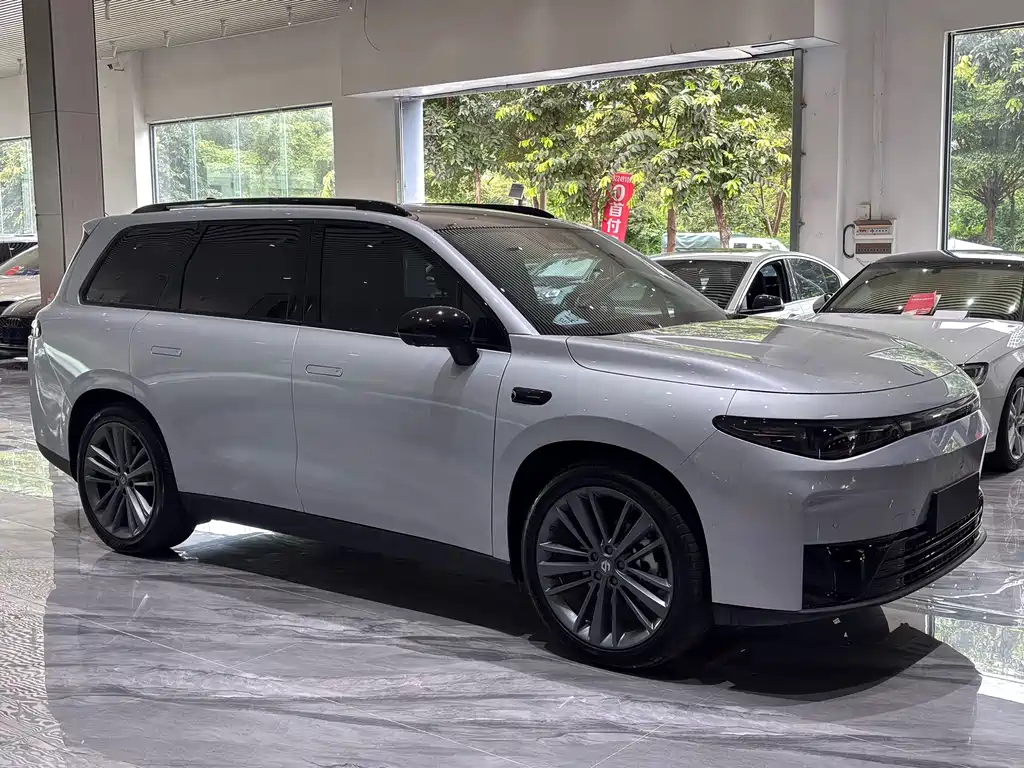 C16 2024 Pure Electric 520 Exclusive Edition купить на сайте DeffCars