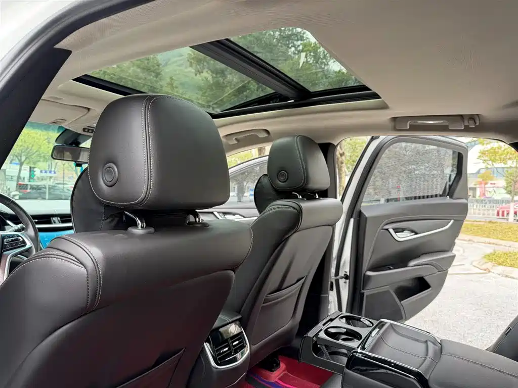 Cadillac XTS 2018 28T Elite купить на сайте DeffCars