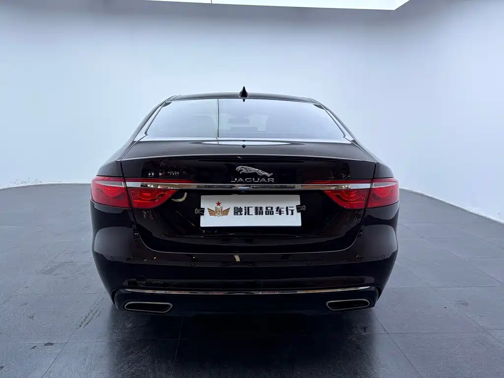 Jaguar XFL 2018 XFL 2.0T 250PS Deluxe Edition купить на сайте DeffCars