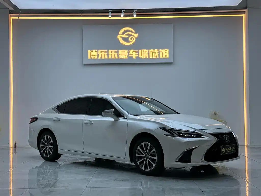 Lexus ES 2025 200 Premium Edition купить на сайте DeffCars