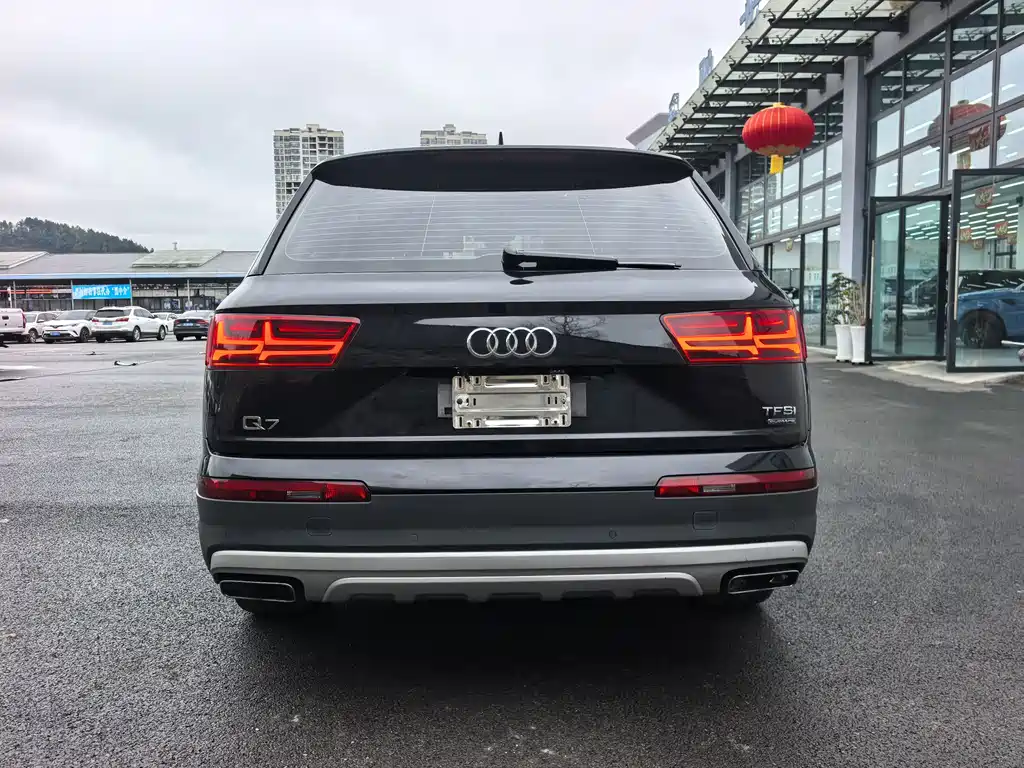 Audi Q7 2016 45 TFSI S line sports model купить на сайте DeffCars